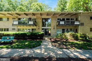 7758 DONNYBROOK CT #101, Annandale, VA 22003