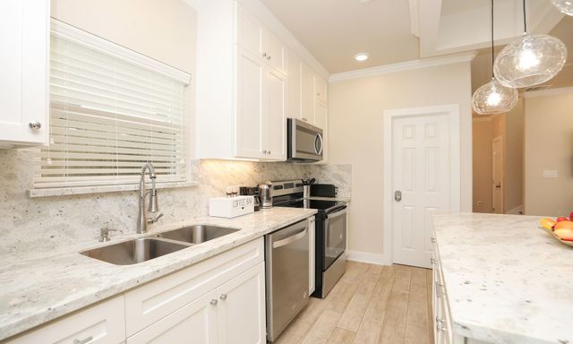 3535 Mount Pleasant Street A, Houston, TX 77021