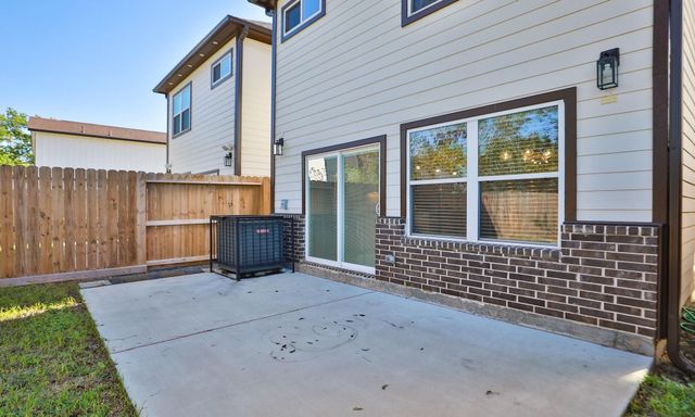 3535 Mount Pleasant Street A, Houston, TX 77021