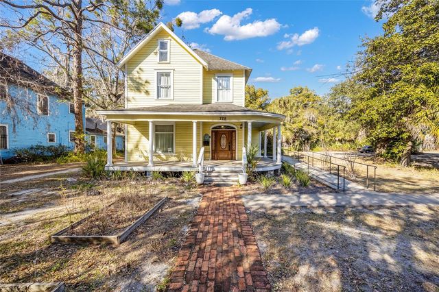 728 E UNIVERSITY AVENUE, Gainesville, FL 32601