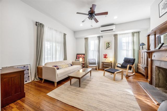 728 E UNIVERSITY AVENUE, Gainesville, FL 32601