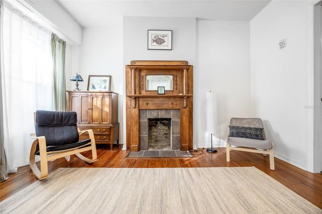 728 E UNIVERSITY AVENUE, Gainesville, FL 32601