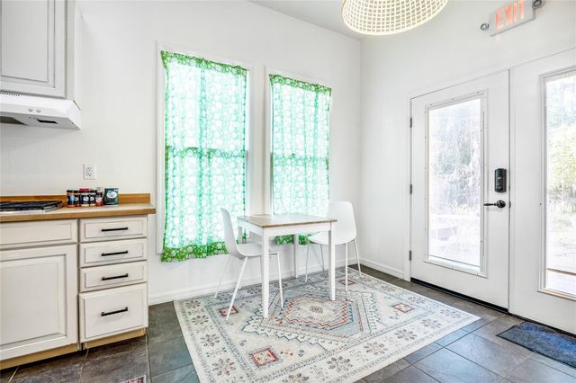 728 E UNIVERSITY AVENUE, Gainesville, FL 32601