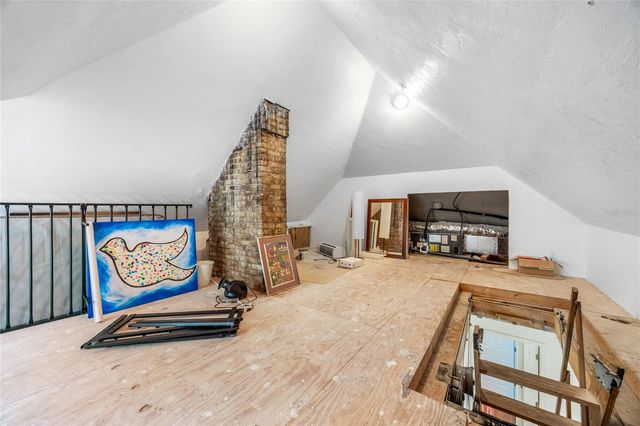 728 E UNIVERSITY AVENUE, Gainesville, FL 32601