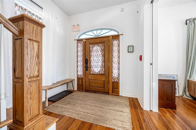 728 E UNIVERSITY AVENUE, Gainesville, FL 32601