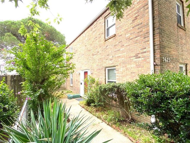5625 Banbury CT, Virginia Beach, VA 23462