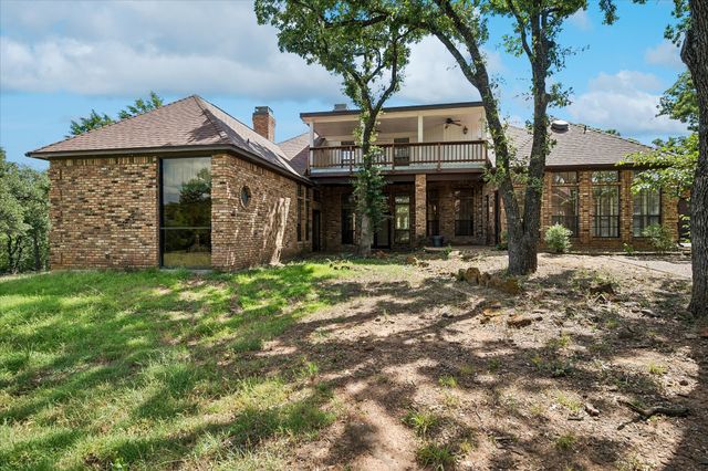 704 Mc Makin Road, Bartonville, TX 76226