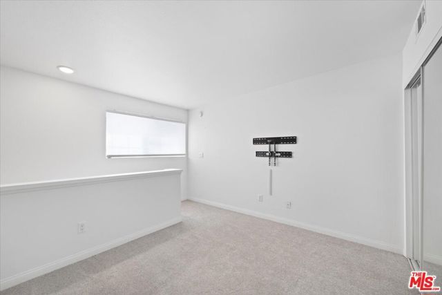 5530 Owensmouth Avenue 316, Woodland Hills (los Angeles), CA 91367