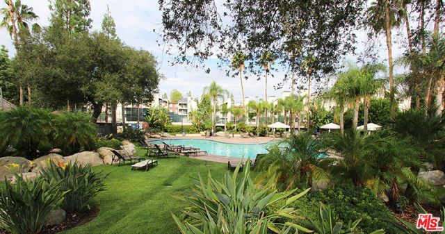 5530 Owensmouth Avenue 316, Woodland Hills (los Angeles), CA 91367