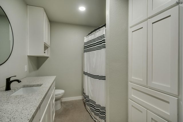 1822 N FM 368, Iowa Park, TX 76367