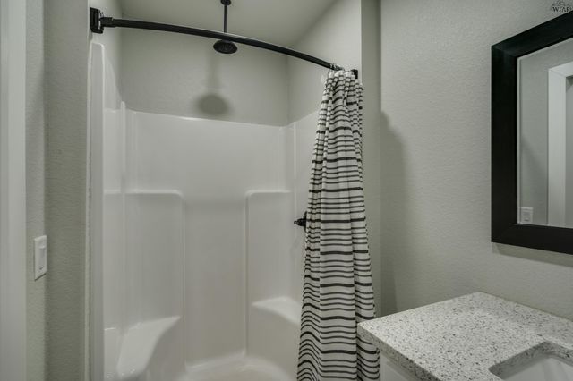 1822 N FM 368, Iowa Park, TX 76367