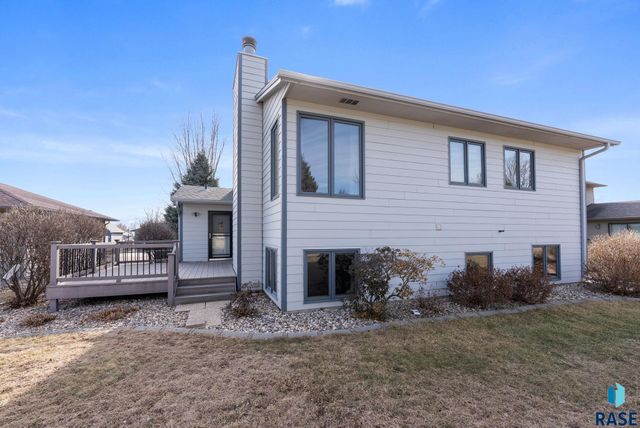 4700 E Alpine Cir Circle, Sioux Falls, SD 57110