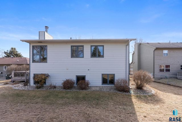 4700 E Alpine Cir Circle, Sioux Falls, SD 57110