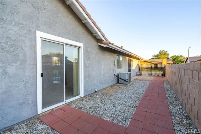 2115 W Avenue K14, Lancaster, CA 93536