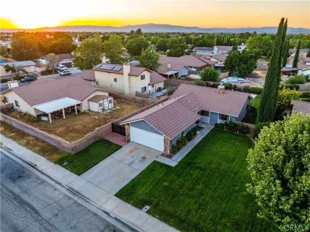2115 W Avenue K14, Lancaster, CA 93536