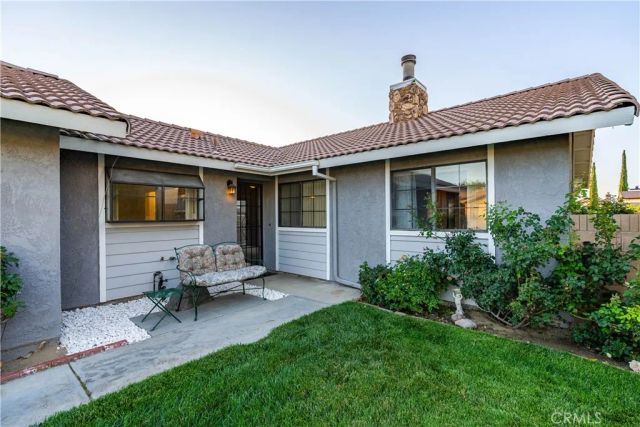 2115 W Avenue K14, Lancaster, CA 93536