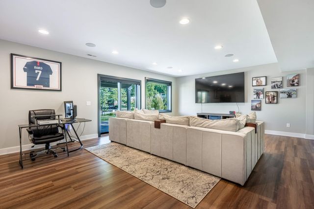 856 Belle Ridge Loop, Bellevue, KY 41073