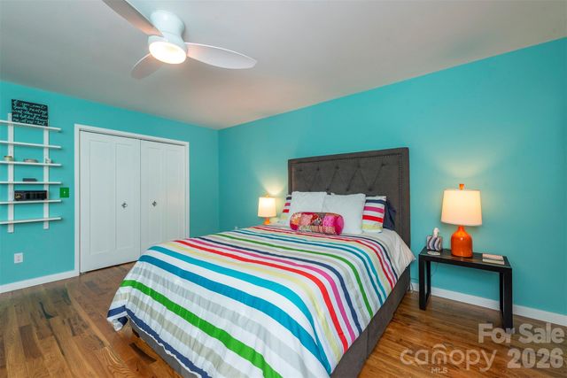 84 West Street, Weaverville, NC 28787