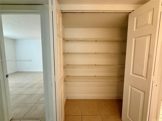 9143 SW 77th Ave B109, Miami, FL 33156