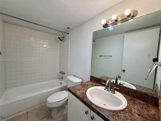 9143 SW 77th Ave B109, Miami, FL 33156