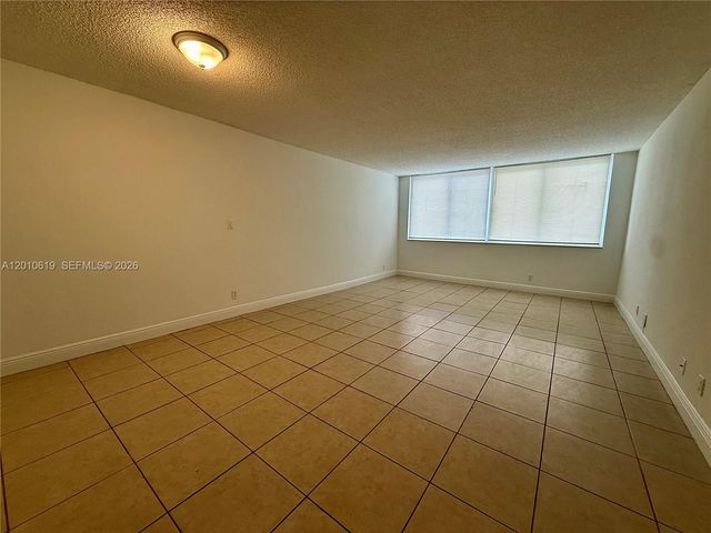 9143 SW 77th Ave B109, Miami, FL 33156