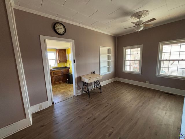 231 Barlow Road, Cochran, GA 31014