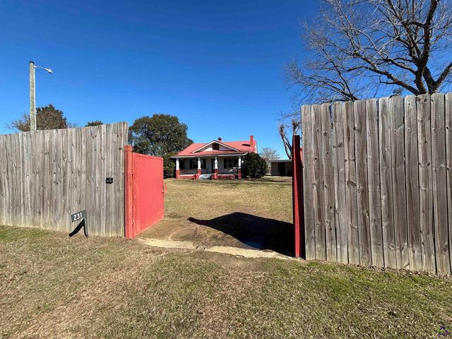 231 Barlow Road, Cochran, GA 31014