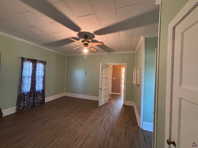 231 Barlow Road, Cochran, GA 31014