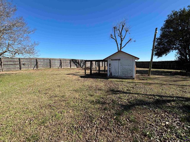 231 Barlow Road, Cochran, GA 31014