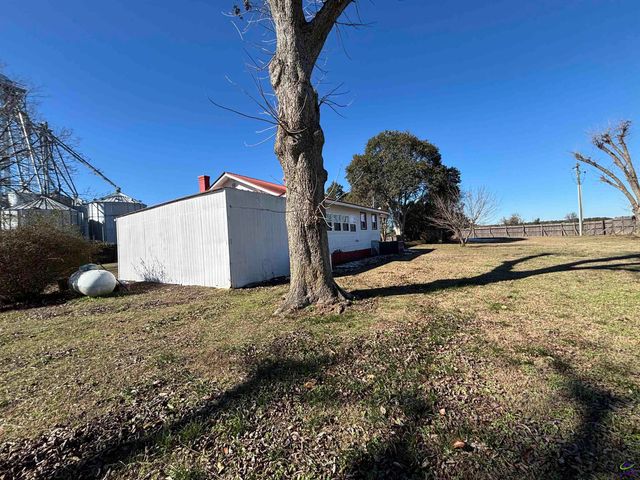 231 Barlow Road, Cochran, GA 31014