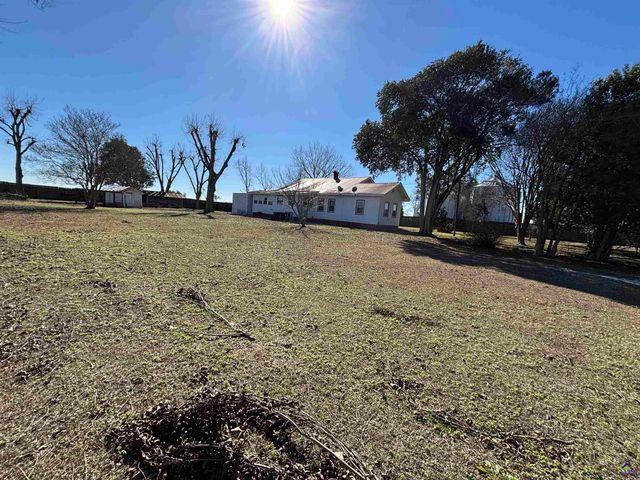 231 Barlow Road, Cochran, GA 31014