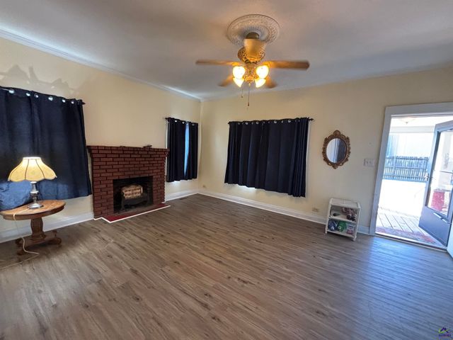 231 Barlow Road, Cochran, GA 31014