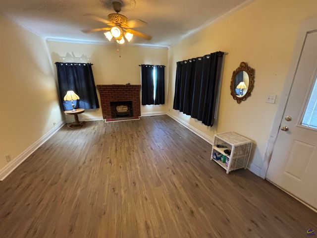 231 Barlow Road, Cochran, GA 31014