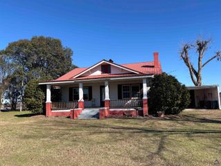 231 Barlow Road, Cochran, GA 31014