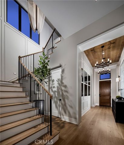 541 PENINSULA, Irvine, CA 92602