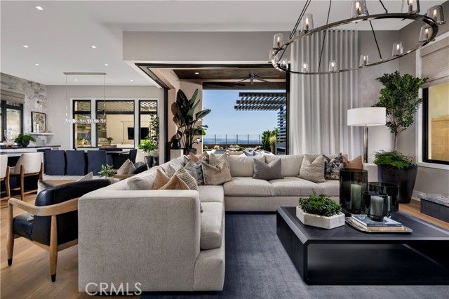 541 PENINSULA, Irvine, CA 92602