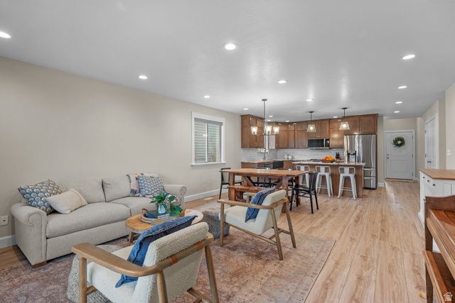 1896 W 800 N, Mapleton, UT 84664