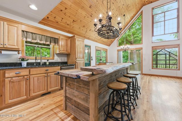 310 Rising Fawn Lane, Murphy, NC 28906