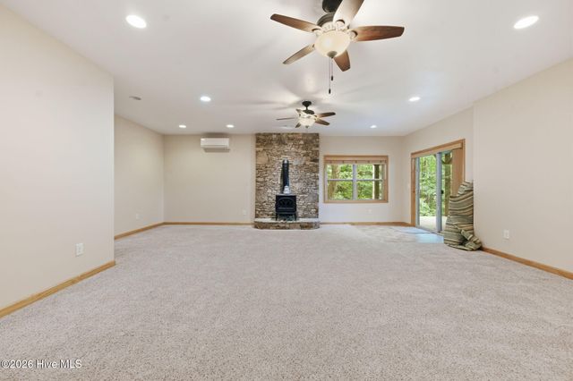 310 Rising Fawn Lane, Murphy, NC 28906