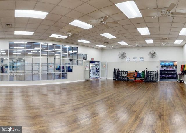 671 MAIN ST, Harleysville, PA 19438