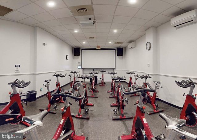 671 MAIN ST, Harleysville, PA 19438