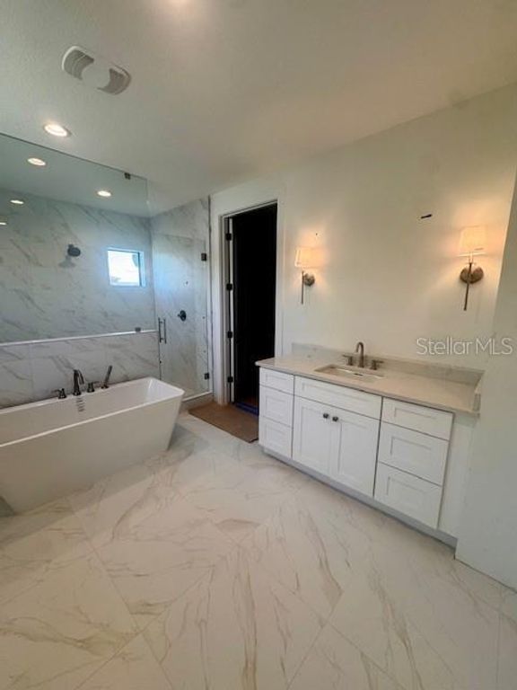 Image 19 of property listing at 4405 W BALLAST POINT BOULEVARD, Tampa, FL 33611