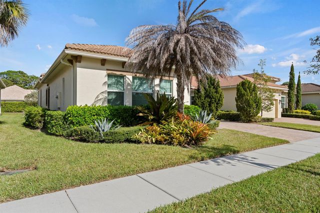 10937 SW Visconti Way, Port St. Lucie, FL 34986