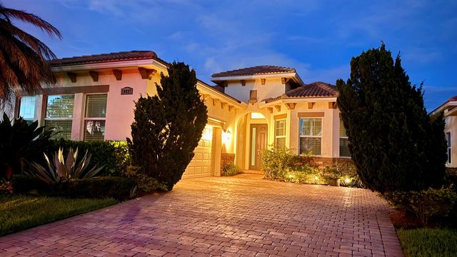 10937 SW Visconti Way, Port St. Lucie, FL 34986