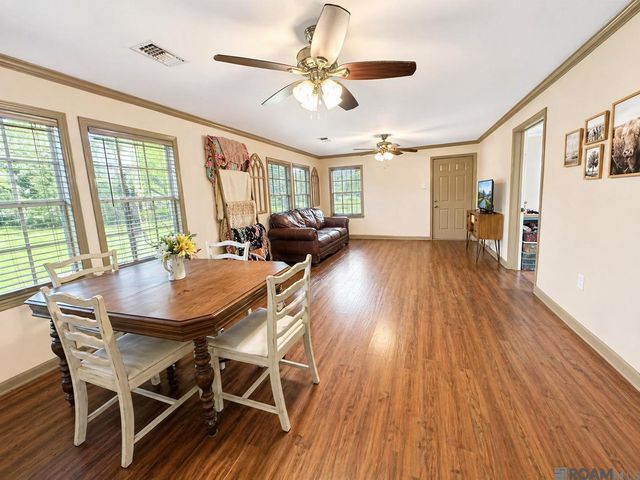 2794 Rush St, Slaughter, LA 70777