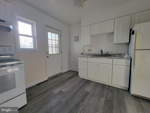 617 BERG AVE, Trenton, NJ 08610