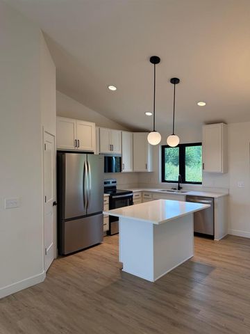 984 Bell Circle, Arlington, WI 53911