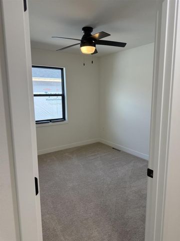 984 Bell Circle, Arlington, WI 53911