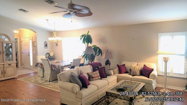 300 Hartford Court, Spring Hill, FL 34609