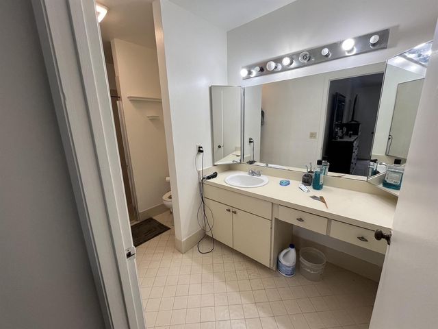 172 Meadows Drive, Boynton Beach, FL 33436